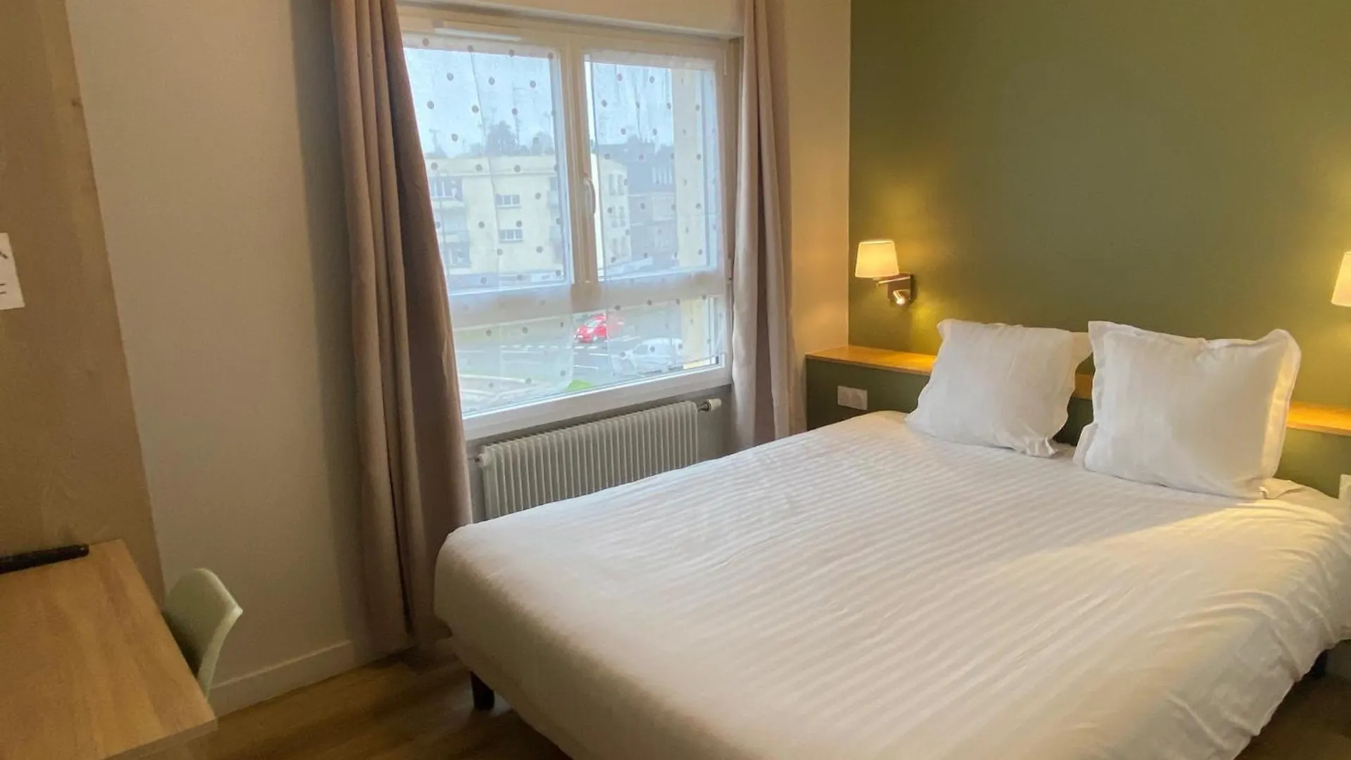 Hotel De Bretagne Fougères França
